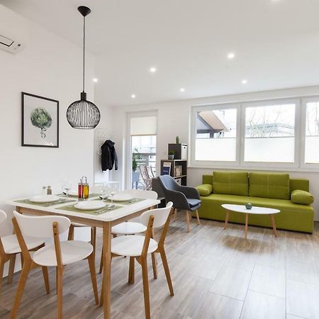 Felix Apartment Tour As Ljubljana Bagian luar foto